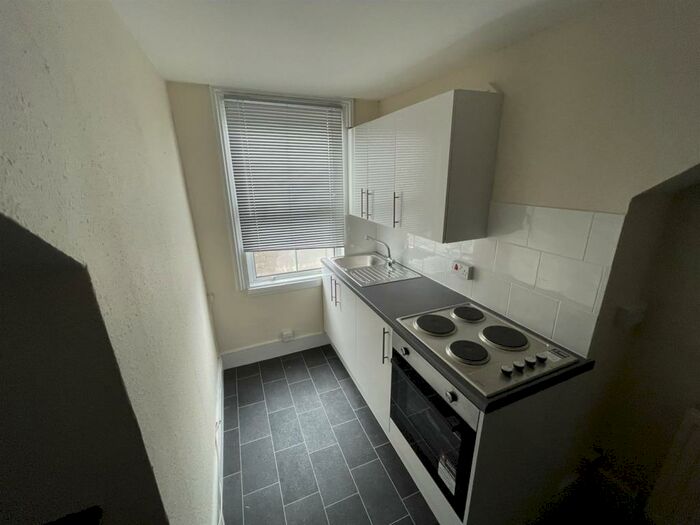 Studio To Rent In Vastern Road, Reading, RG1