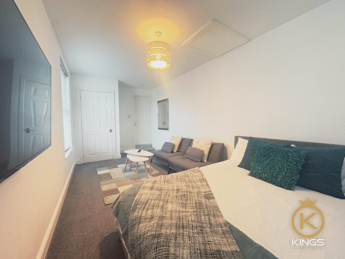 1 Bedroom Flat To Rent In Queens Road, Portsmouth, PO2