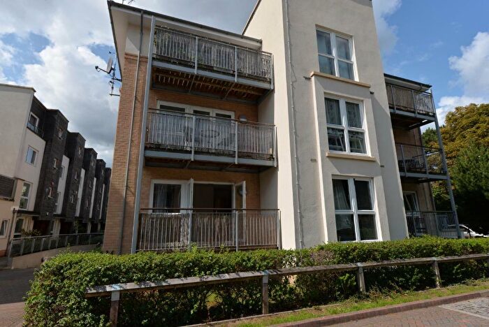 1 Bedroom Flat To Rent In Archers Road, Southampton, SO15