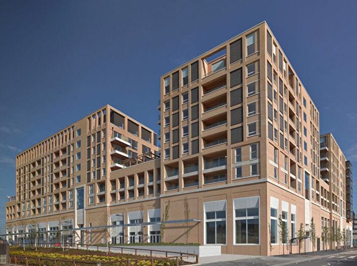 2 Bedroom Flat To Rent In Hallsville Quarter, Canning Town, E16