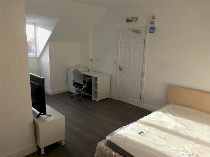 1 Bedroom Flat To Rent In Market Street, Loughborough, LE11