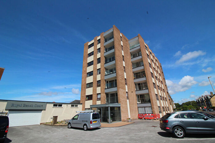2 Bedroom Apartment For Sale In Royal Beach Court, North Promenade, Lytham St. Annes, FY8