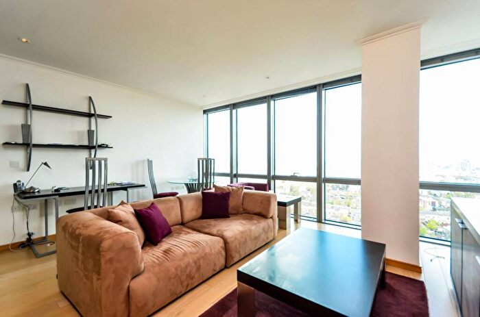 1 Bedroom Flat To Rent In West India Quay, Canary Wharf, London, E14