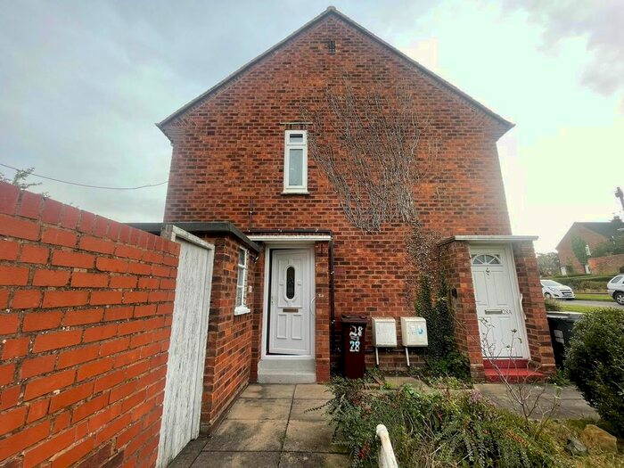 1 Bedroom Maisonette To Rent In Stourton Drive, Penn, Wolverhampton, WV4