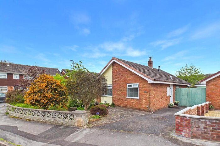 2 Bedroom Detached Bungalow For Sale In Close To Clevedon Town Centre, BS21
