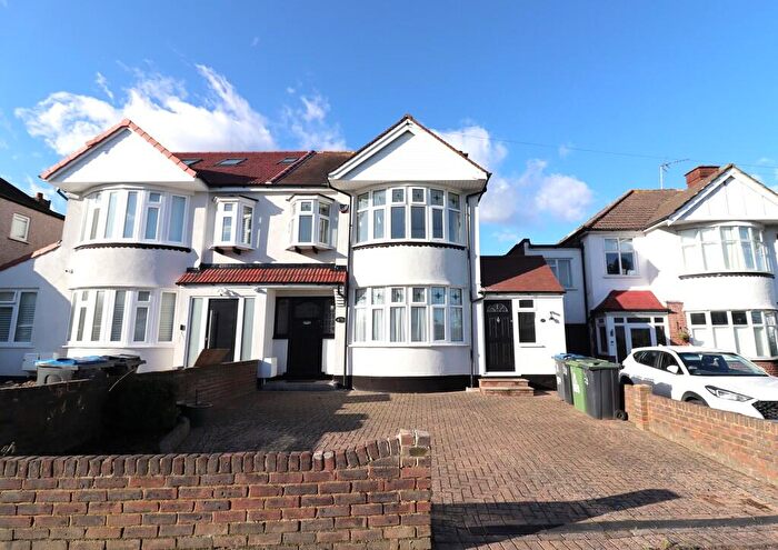 3 Bedroom Semi-Detached House To Rent In Beresford Avenue, Surbiton, KT5