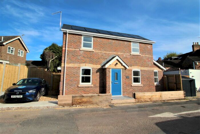 3 Bedroom Detached House To Rent In Denmark Lane, Poole, BH15