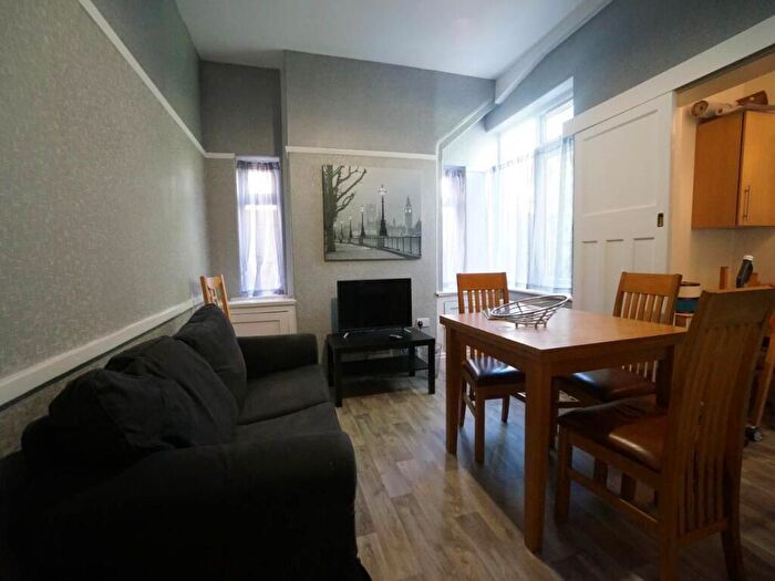 9 Bedroom House To Rent In Farrar Road, Bangor, LL57