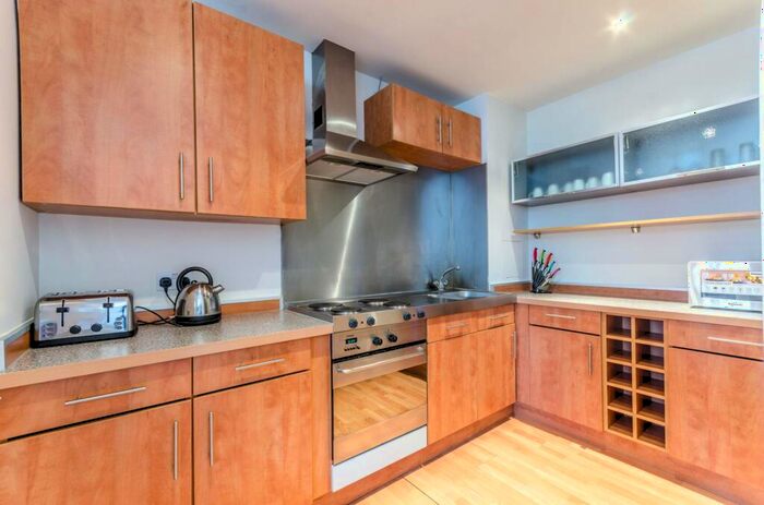 1 Bedroom Flat To Rent In City Road, City, London, EC1V