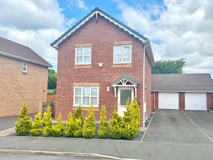 3 Bedroom Detached House For Sale In Dolydd Pentrosfa, Llandrindod Wells, Powys, LD1
