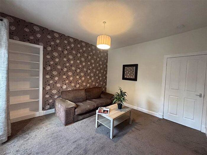 1 Bedroom Flat To Rent In Rosebery Street, Dundee, DD2