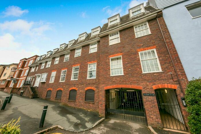 2 Bedroom Flat To Rent In Town Centre, Guildford, GU1