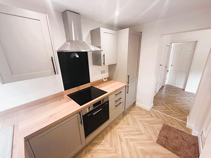 2 Bedroom Terraced House To Rent In Station Road, Chapeltown, S35