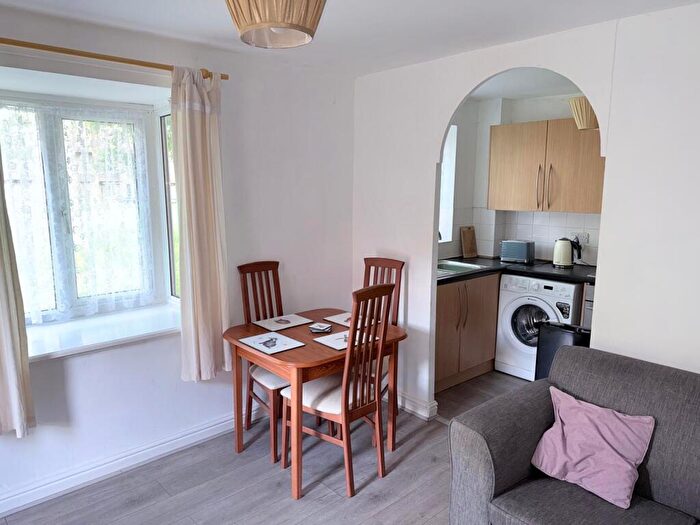1 Bedroom Flat To Rent In Shaws Green, Derby, Derby City, DE22