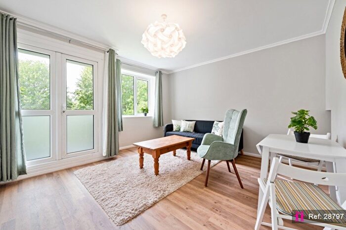3 Bedroom Flat To Rent In Millbrook House, Peckham Park Road, London, SE15