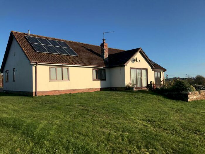 4 Bedroom Bungalow To Rent In Langstone Court Road, Newport, NP18