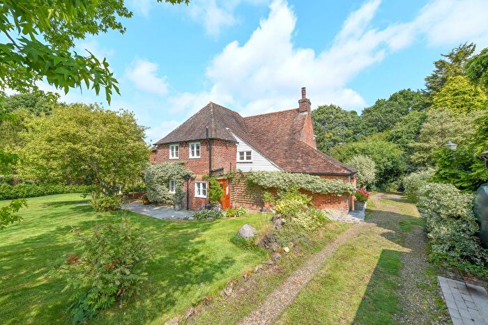 4 Bedroom Detached House For Sale In Egerton Road, Egerton, TN27