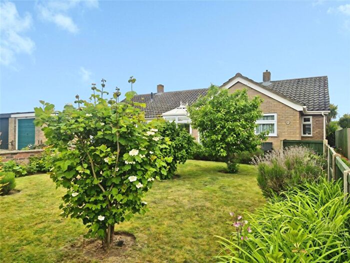 4 Bedroom Bungalow For Sale In Sheffield Road, Wymondham, Norfolk, NR18