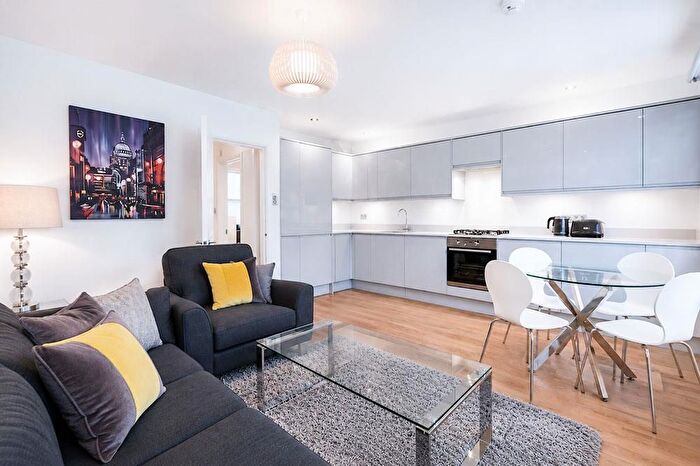 1 Bedroom Flat To Rent In Old Compton Street, Soho, London, W1D