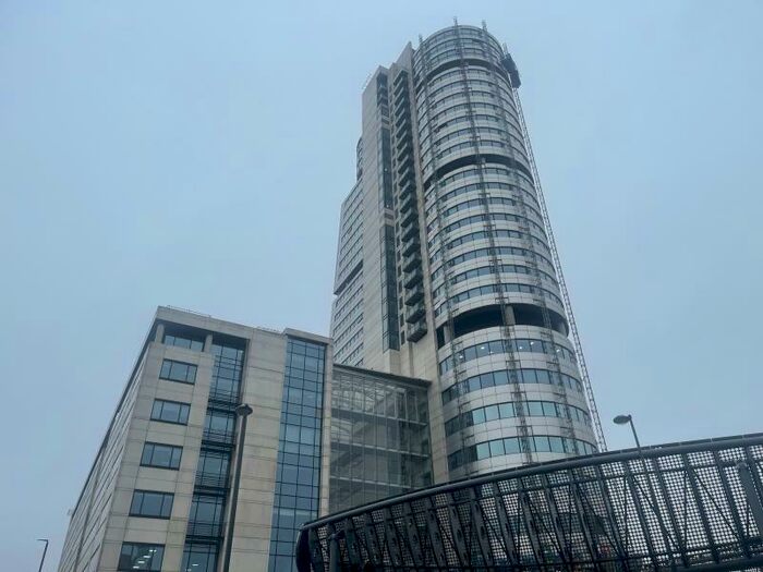 2 Bedroom Apartment To Rent In Bridgewater Place, Leeds City Centre, LS11