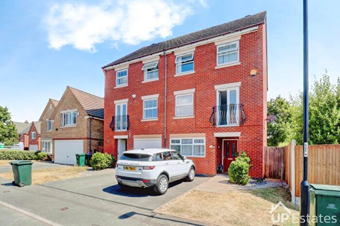 5 Bedroom Semi-Detached House For Sale In Valencia Road, Coventry, CV3