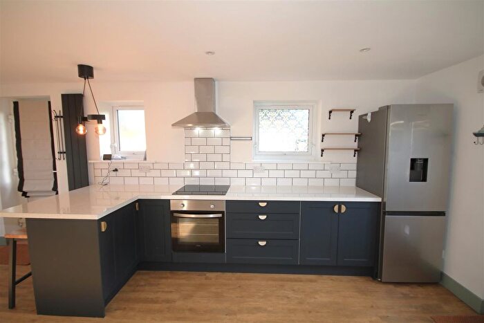 2 Bedroom Property To Rent In Field Avenue, Canterbury, CT1