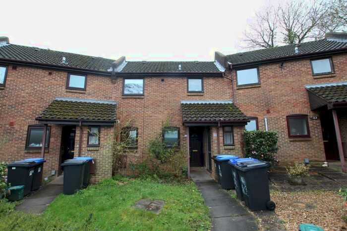 1 Bedroom Terraced House To Rent In St. Johns, Woking, Surrey, GU21
