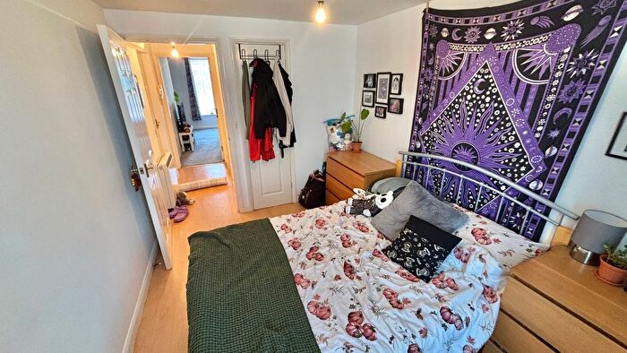 1 Bedroom Flat To Rent In Kingston Court, Taunton, TA2
