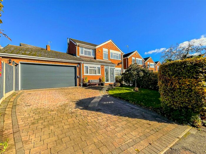 4 Bedroom Detached House For Sale In Coleshill Road, Curdworth, Sutton Coldfield, Warwickshire, B76