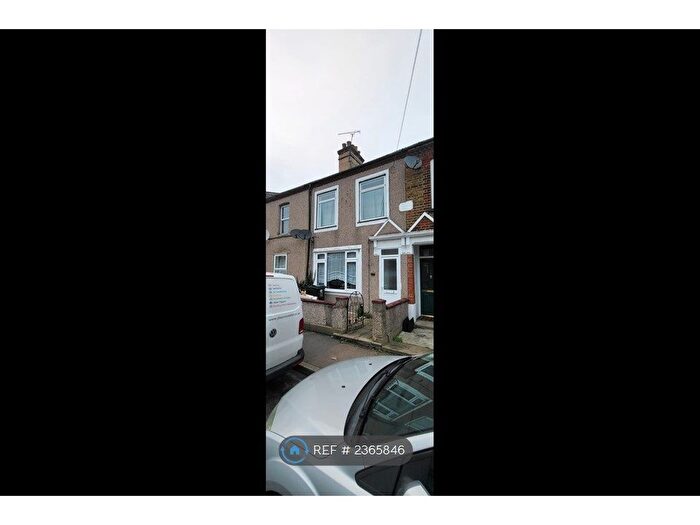 3 Bedroom Terraced House To Rent In Milton Road, Swanscombe Ebbsfleet, DA10