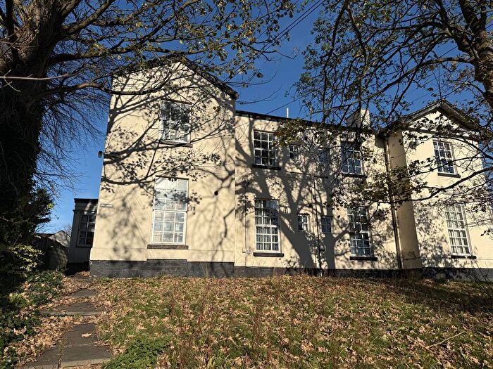 1 Bedroom Flat For Sale In The Dell, Birkenhead, CH42