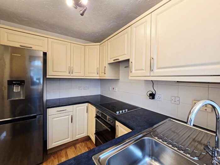 2 Bedroom Property To Rent In Norwood Road, Cheshunt, EN8