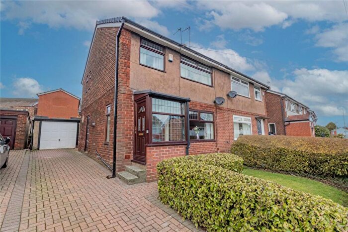 3 Bedroom Semi Detached House For Sale In Cornish Way, Royton, Oldham, Greater Manchester, OL2