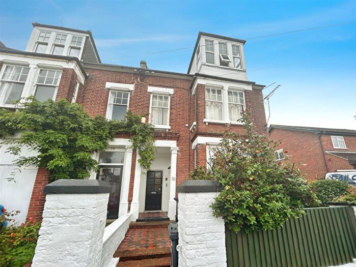 1 Bedroom Flat To Rent In Tyndale Park, Herne Bay, CT6