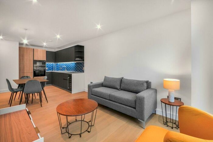 2 Bedroom Apartment To Rent In Rosewood Building, E2