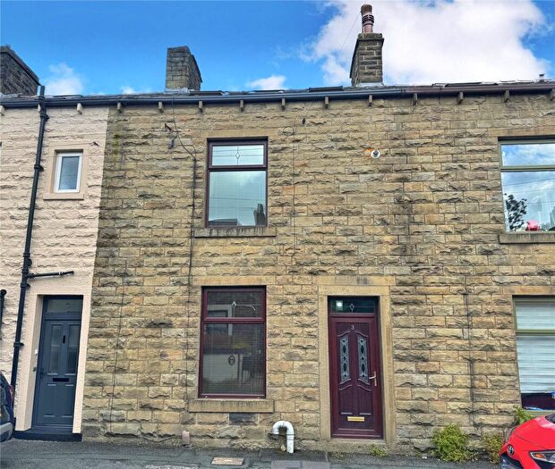 4 Bedroom House For Sale In Woodlea Road, Waterfoot, Rossendale, BB4