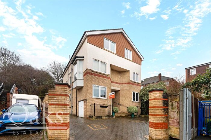 2 Bedroom Apartment For Sale In Bentons Lane, West Norwood, SE27