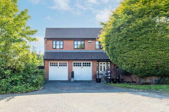 5 Bedroom Detached House For Sale In Langton Drive, Two Mile Ash, Milton Keynes, MK8