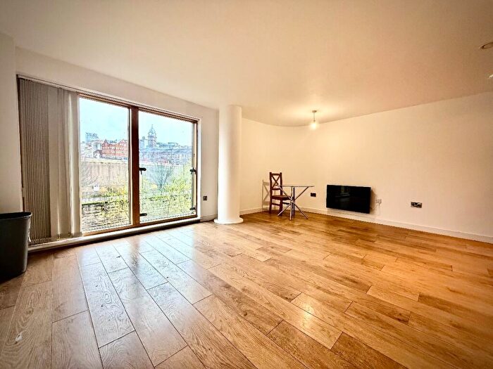 2 Bedroom Apartment To Rent In I Quarter, Blonk Street, Sheffield, S3