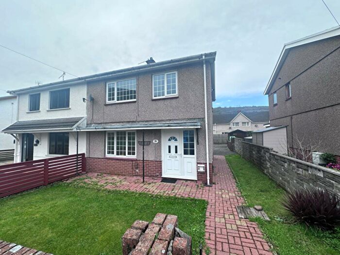 3 Bedroom House To Rent In Glanyrafon Road, Ystalyfera, SA9