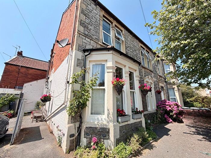 2 Bedroom Flat For Sale In Walliscote Road South, Weston-Super-Mare, BS23