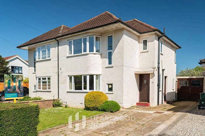 3 Bedroom Semi-Detached House For Sale In Beechwood Avenue, St. Albans, AL1