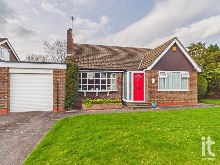 4 Bedroom Detached Bungalow For Sale In Chatsworth Road, High Lane, Stockport, SK6