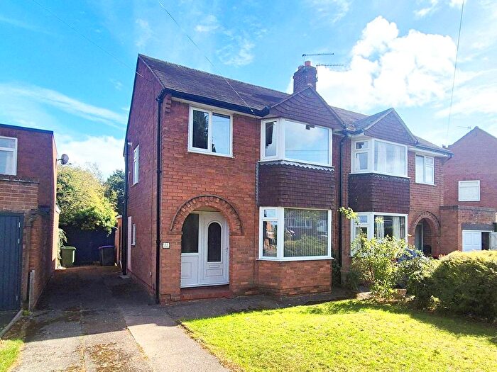 3 Bedroom Semi-Detached House For Sale In Avondale Road, Wellington, Telford, Shropshire, TF1