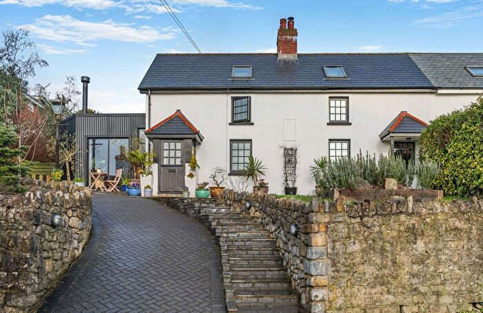 4 Bedroom Semi-Detached House For Sale In Old Village Road, Barry, CF62