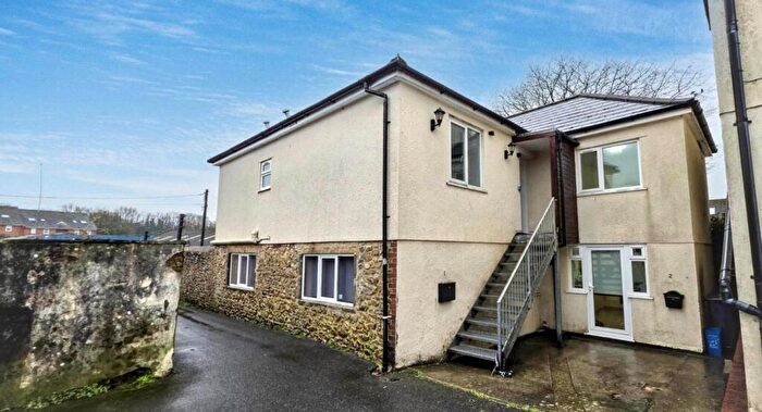 1 Bedroom Flat To Rent In Honiton, EX14