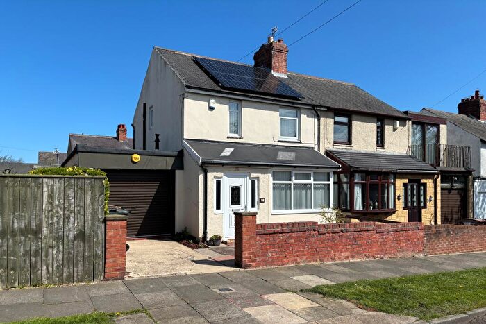 2 Bedroom Semi Detached House For Sale In Collingwood Road, Whitley Bay, Tyne And Wear, NE25