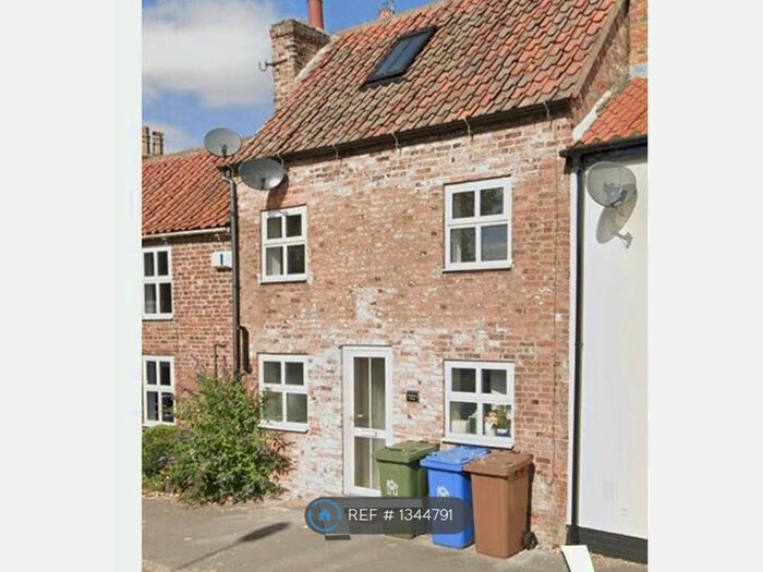 3 Bedroom Terraced House To Rent In Main Road, Ottringham East Yorkshire, HU12
