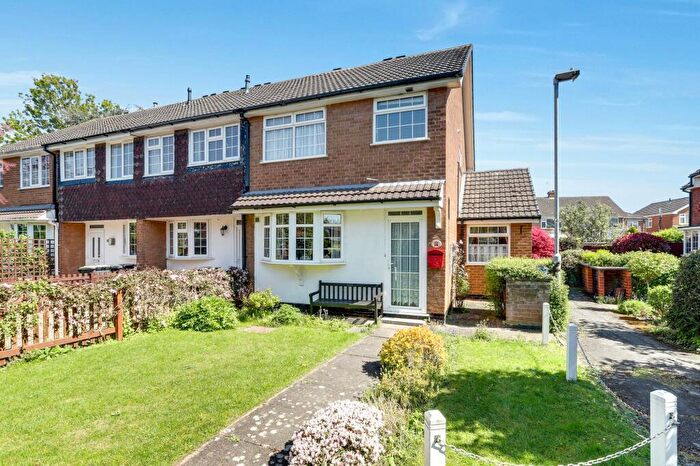 3 Bedroom End Of Terrace House For Sale In Kensington Close, Toton, NG9