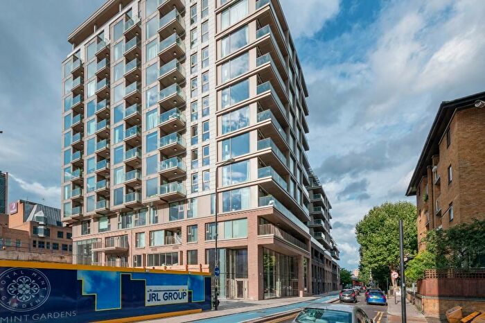 2 Bedroom Apartment To Rent In Royal Mint Street, Aldgate, London, E1